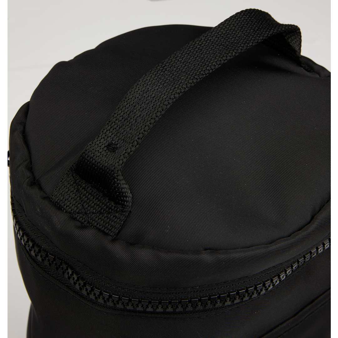 352956c7cea28376fb8d6d939b80ffd9